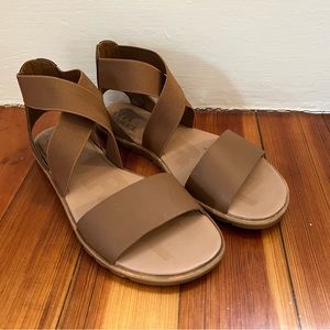 Sorel Ella strappy sandals, size 6.5